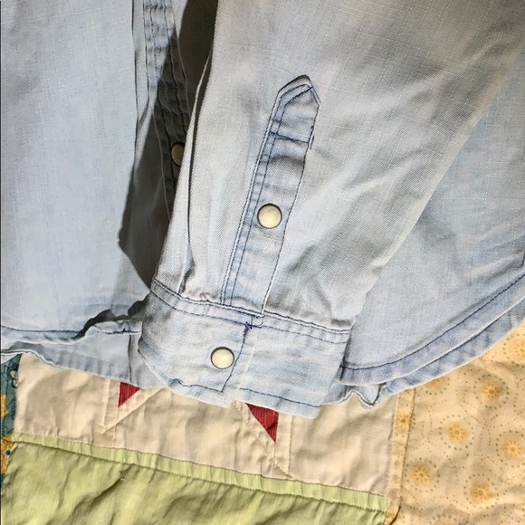 Western/chambray button up - Picture 3 of 3